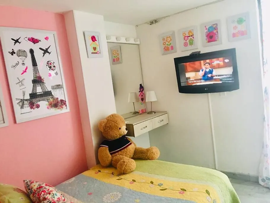 Apartamento De 4 Habitaciones Exito De Laureles Medellin